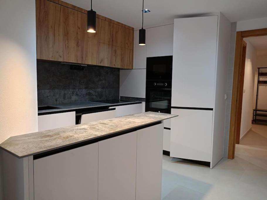 Apartamento 2 Dormitorios En El Centro Alhama de Murcia Exterior foto